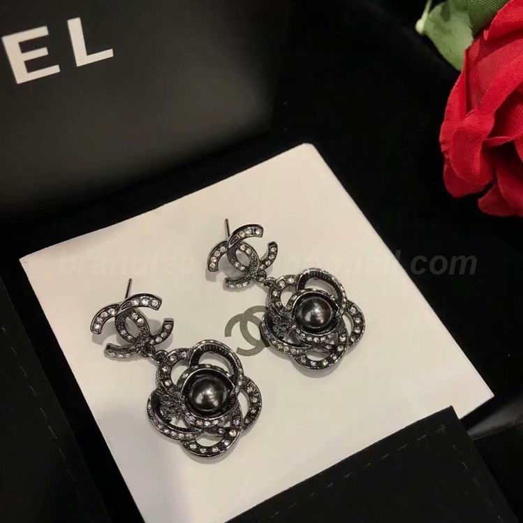 Chanel Earrings 922